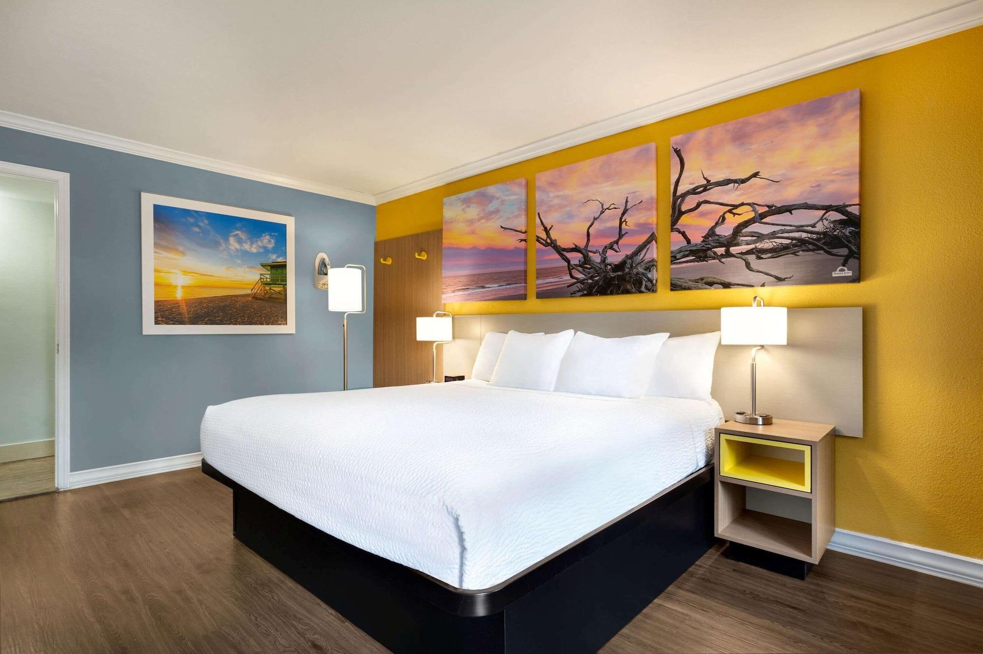Days Inn By Wyndham Pensacola - Historic Downtown Dış mekan fotoğraf