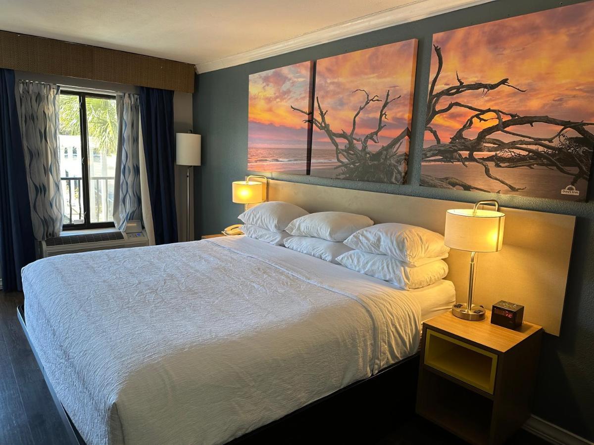 Days Inn By Wyndham Pensacola - Historic Downtown Dış mekan fotoğraf
